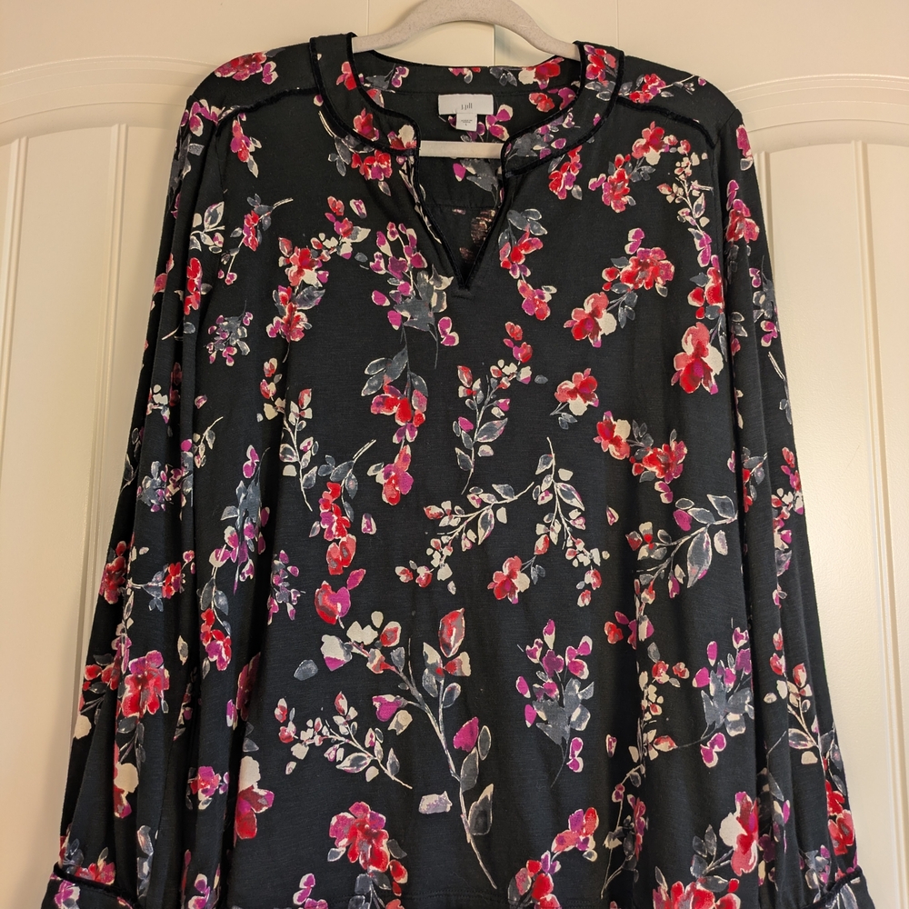 J.Jill Sz:L Blk Glistening Blooms Contrast Trimmed Velvet Top Holiday Event